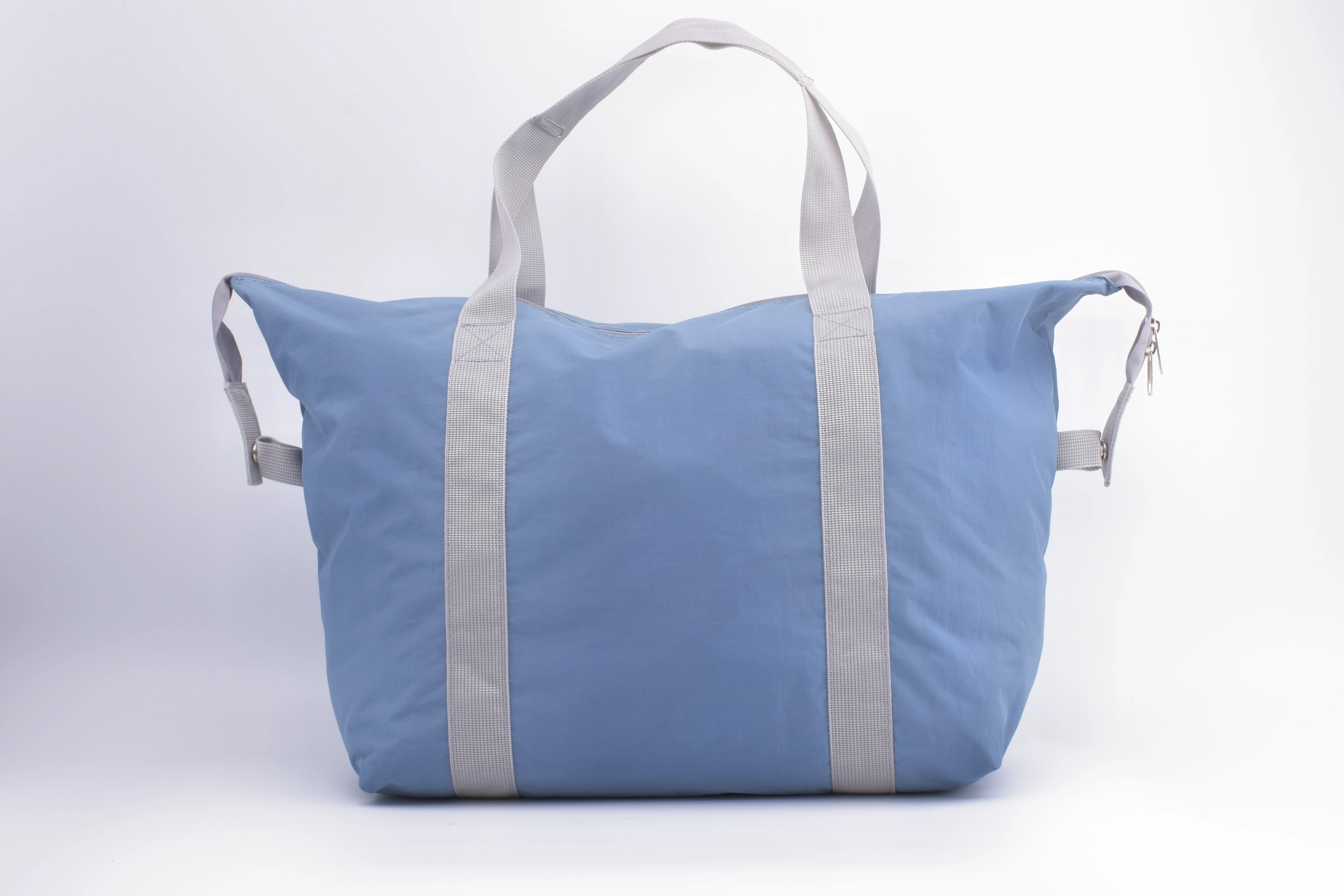กระเป๋าเดินทาง-พับได้-BLU - กระเป๋าเดินทาง-พับได้-BLU
ผ้าคลิ๊บลิงค์สีเทา ผ้าซิป NO.5 สีเทาผลิตในไทย หัวซิป No… - ภาพที่ 3